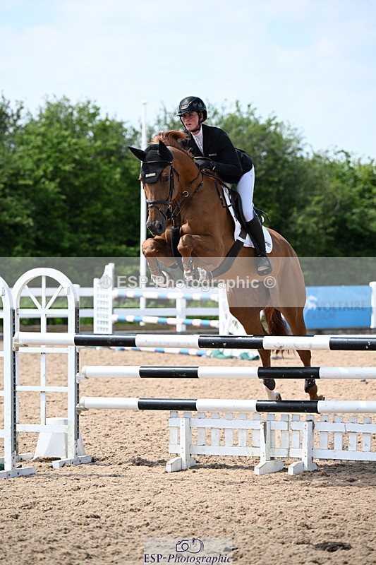 240605A-144452-00788 - Cls 4 Newcomers and 1.10m Open