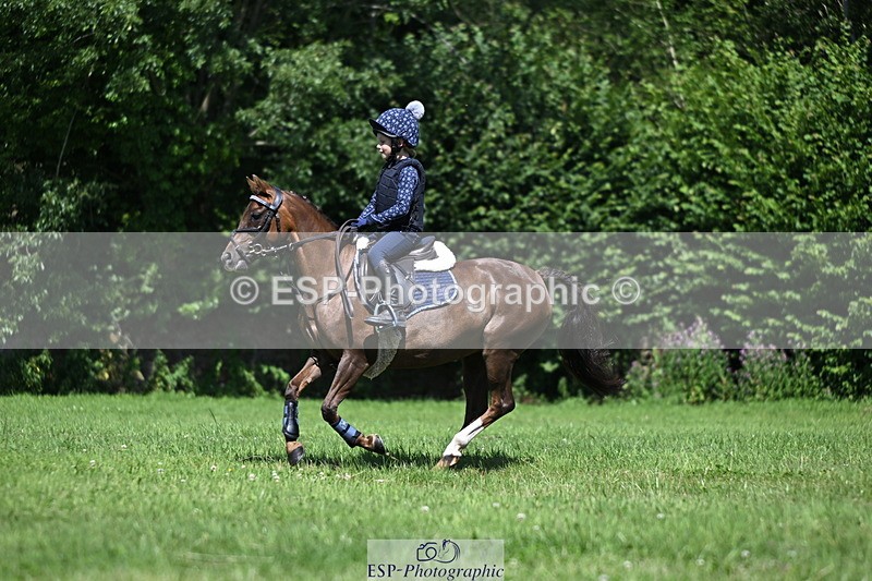 240729B-142515-02757 - Abbie's Group XC