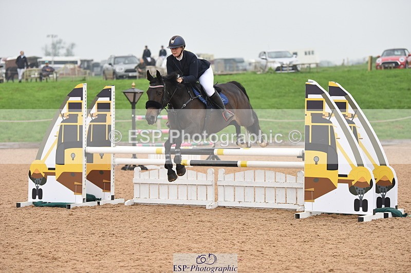 230916A-155450-05440 - Cls 18 Snr 95cm Derby