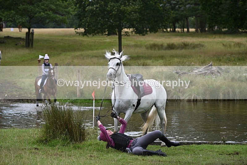 WJ7_3198 - Time at Water 12:15 to 12:50