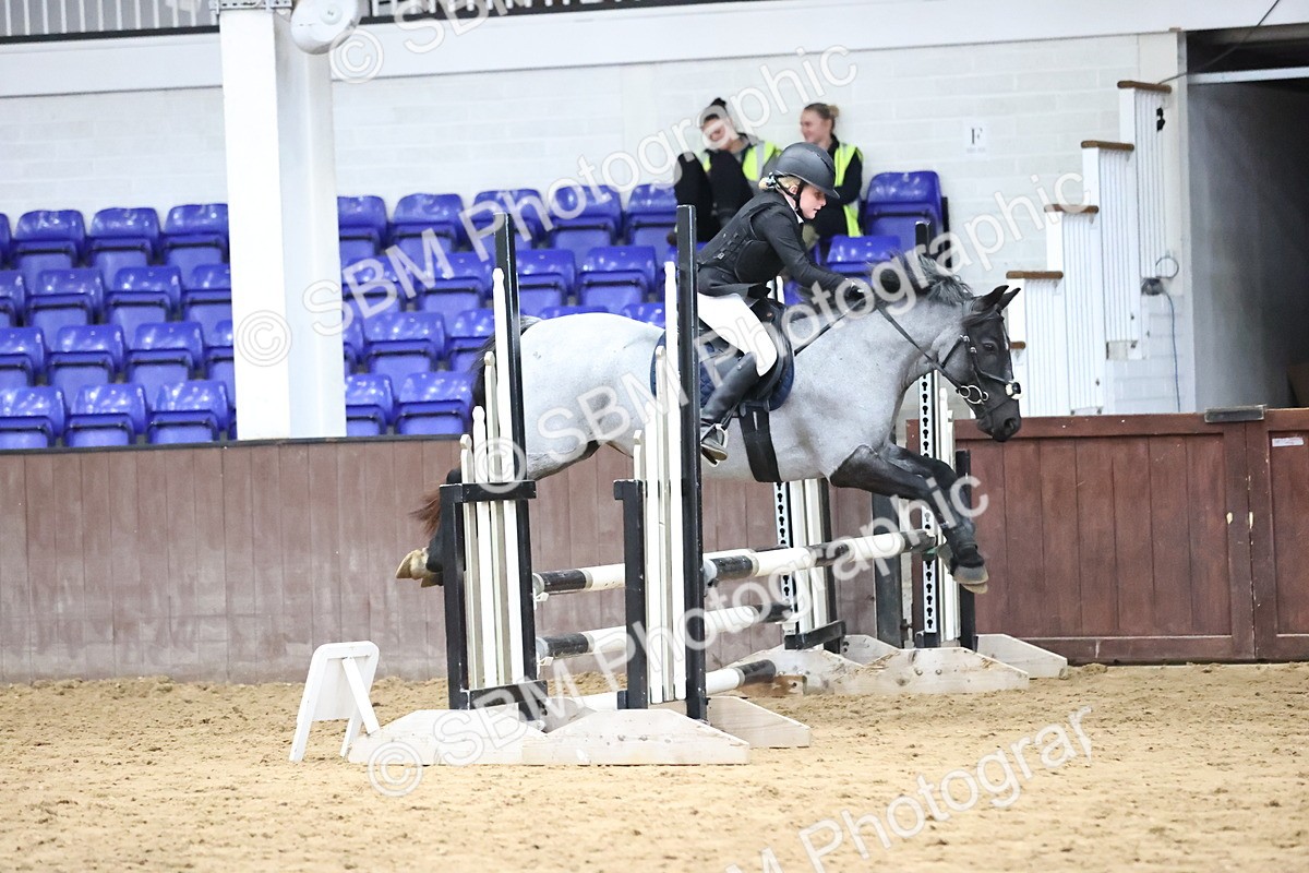 SBM_001325 - Class 5 - Henlow Veterinary Hospital 70cm