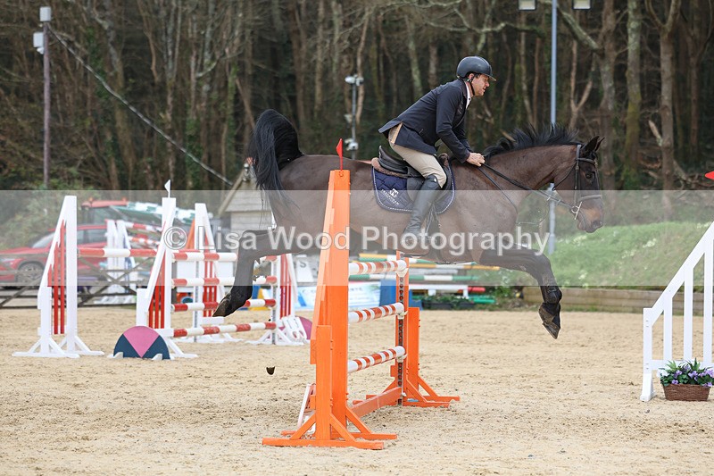 3E7A7787 - Class 9: Senior Foxhunter/1.20 open