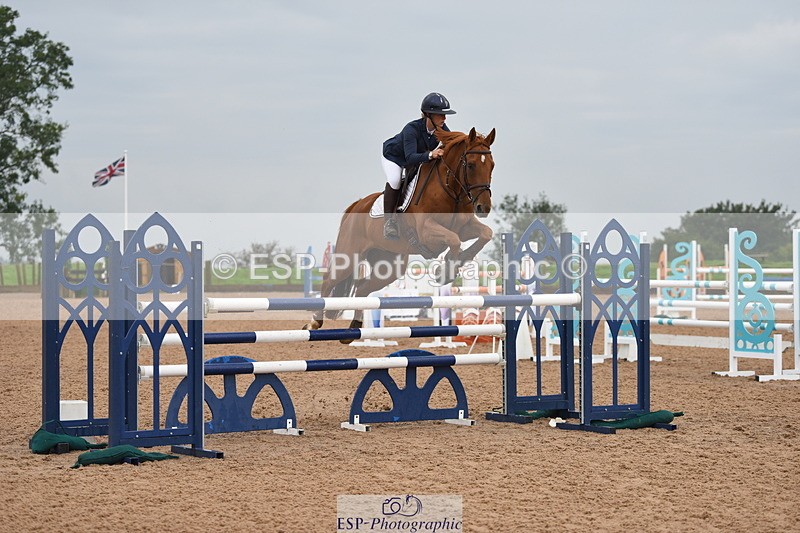 230916A-103814-03857 - Cls 14 Snr Foxhunter