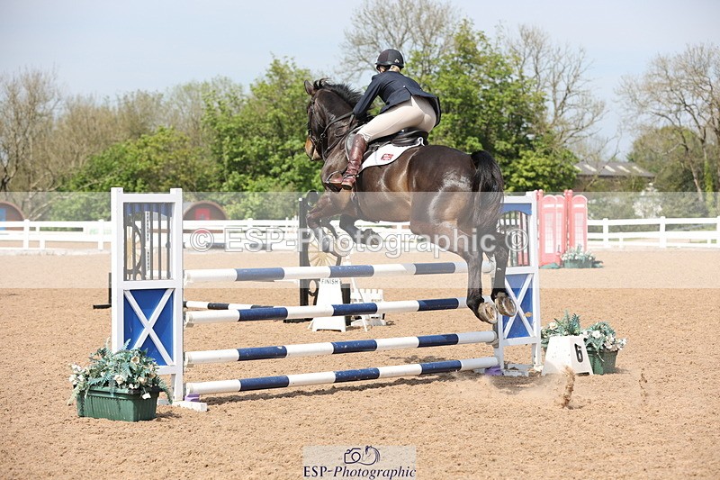 240510A-144200-07795 - Cls 17 1.05m National Am Quali