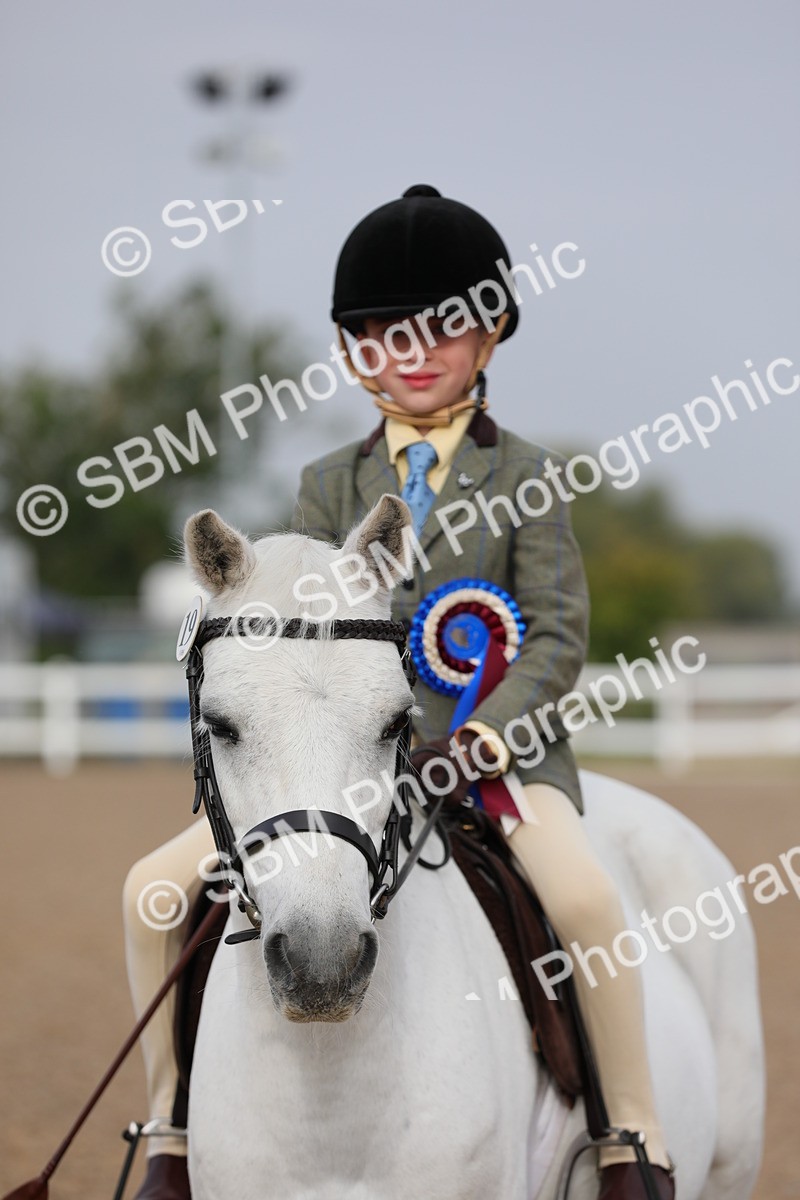 SBM_09685 - Class 301 Ridden M&M -Small Breeds