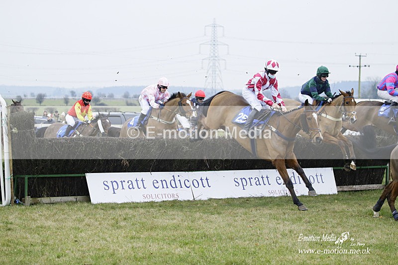 PtP 230122 430 - Cocklebarrow Races - Heythrop Hunt - 23/01/22