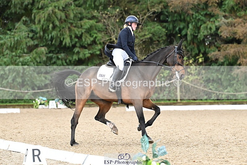 251023A-115731-02128 - B-140-Charlotte.Ward