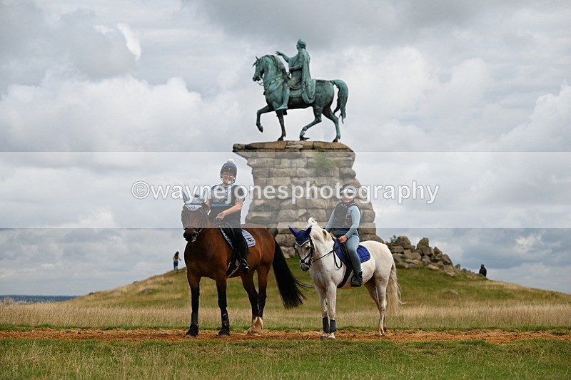DSC_4332 - Time at Statue 09:50 to 11:09