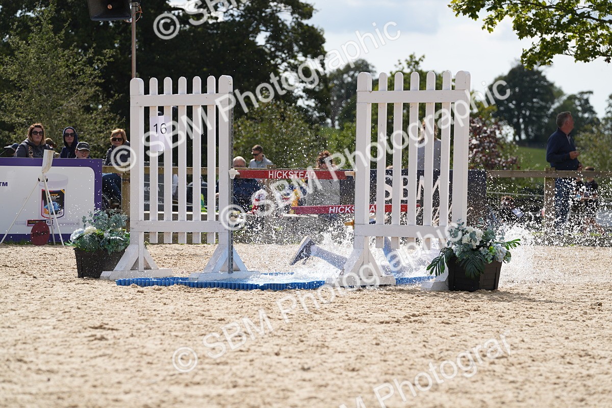 SBM_45817 - J47 - Ride & Run Open 60cm & 75cm