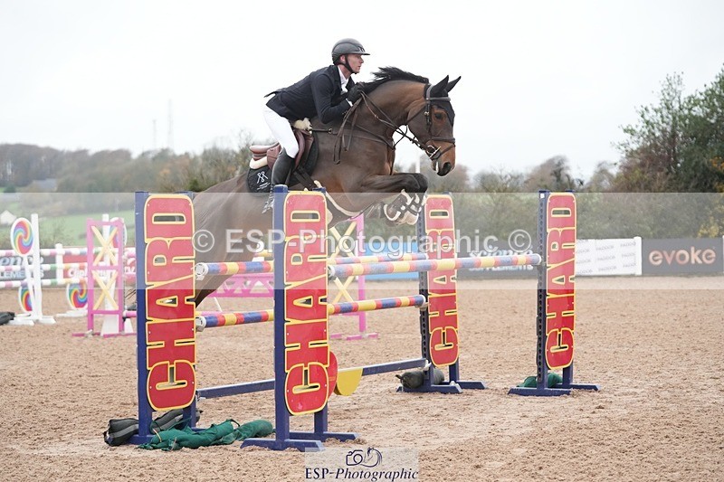 251107-131615-01115 - Cls 6 Foxhunter and 1.20m Open