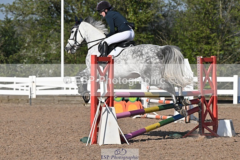 250409-094703-00035 - Clear round, Brit Nov & 90 open