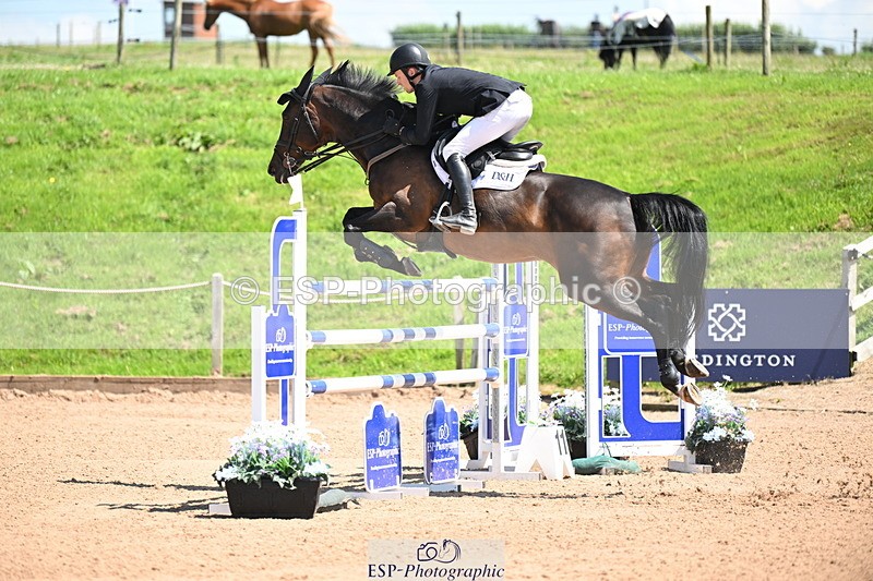 240718A-122430-05063 - Cls 1, 3 Star Small Tour 1.35m