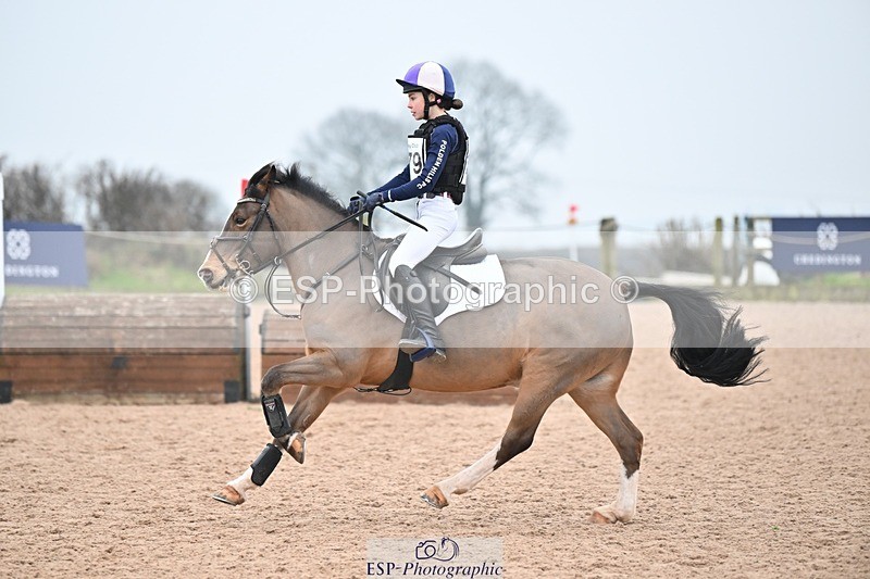 250118-134208-01283 - Cls 3A&B 90cm 13.20 to Coursewalk