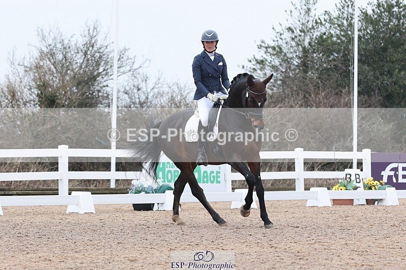 250216-131000-05904 - 235-Alicia.Prim-Champions.Limelight