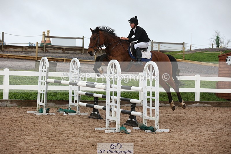 231112A-124721-04184 - Cls 19 Snr 1.05m Open