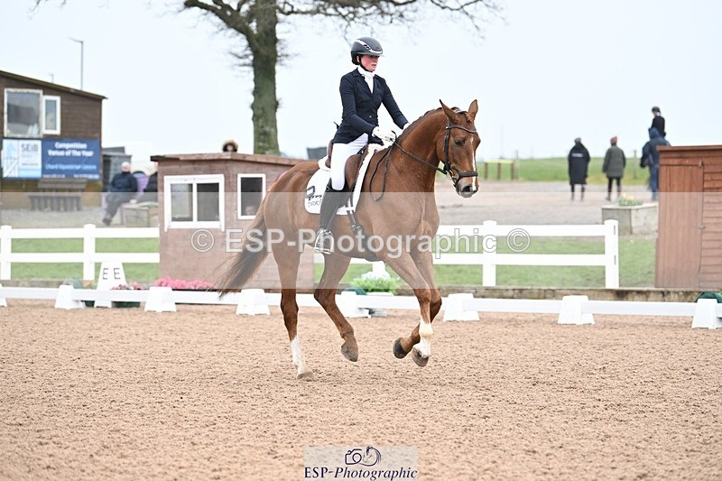 250216-135002-05791 - 257-Beth.Bainbridge-NEWTON.GLOVETROTTER