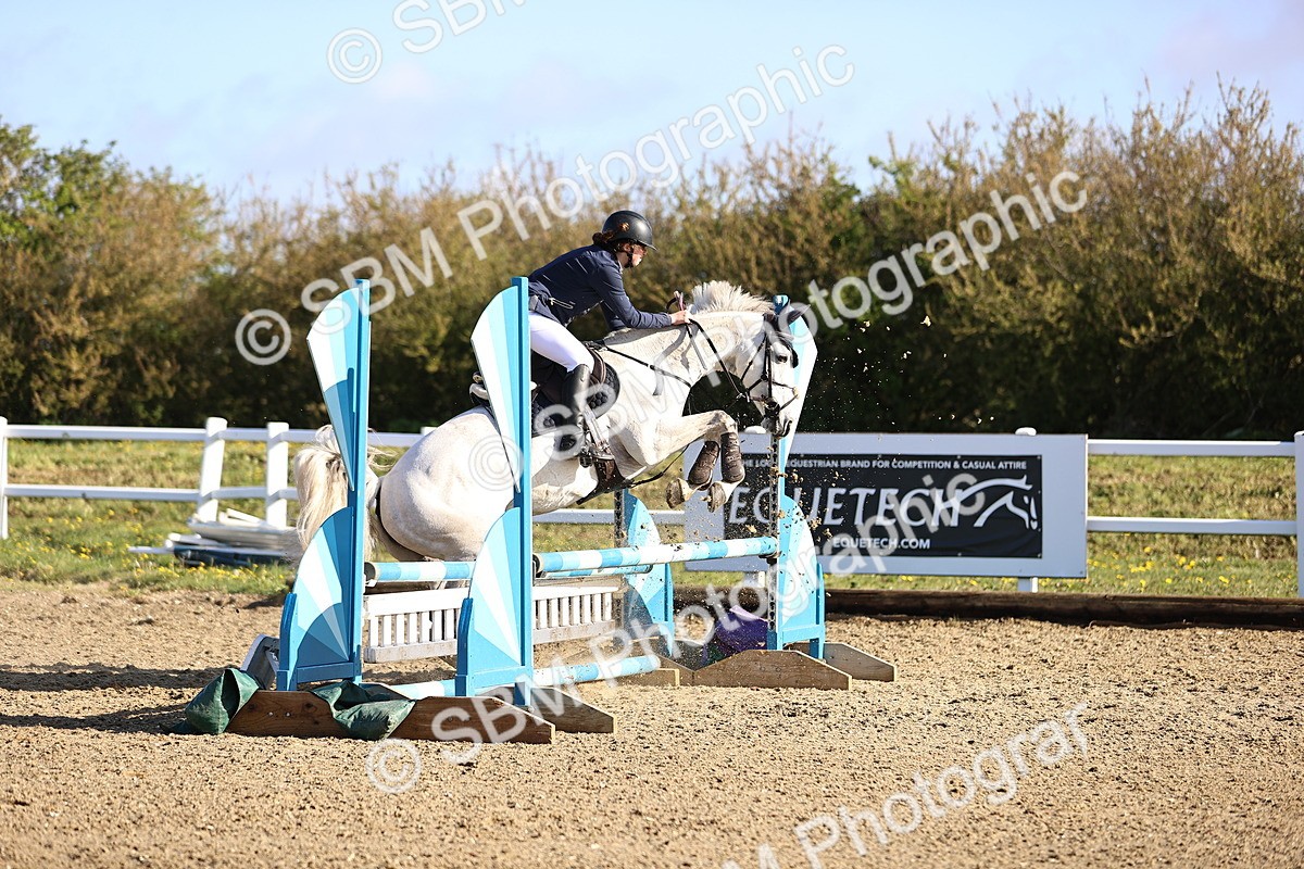 SBM_002828 - Class 14 - Clear Round