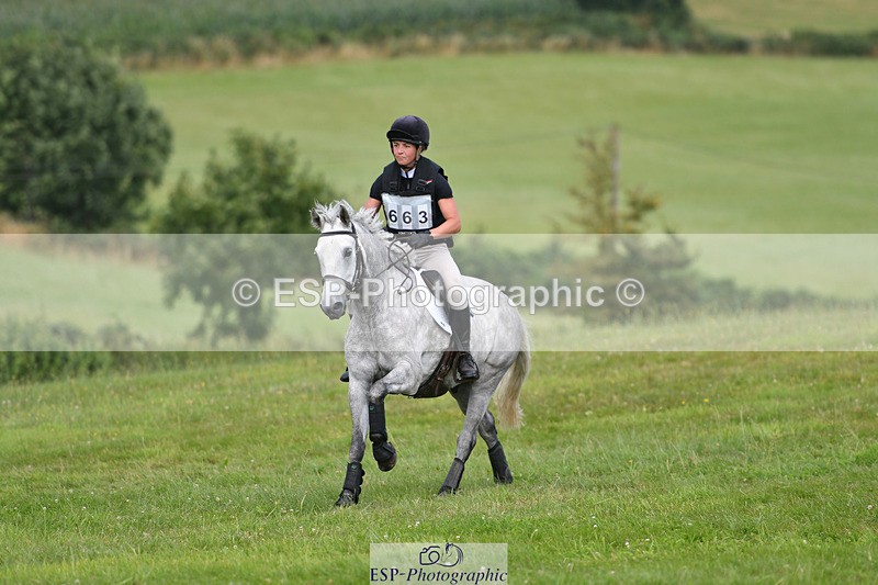 240804-155823-17818 - 663-Emma_Langfjord-Friend-MOUNTROSS_FIONN