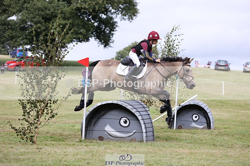 240825X-161418-36446 - 80cm XC 15.30 to 16.30