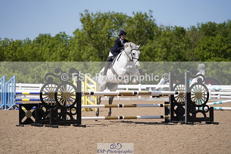 230527A-144604-04731 - Cls 23 1.05m Amateur Quali