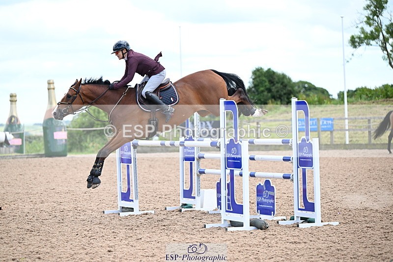 240608A-143101-02766 - Cls 5 Snr Foxhunter and 1.20m Open