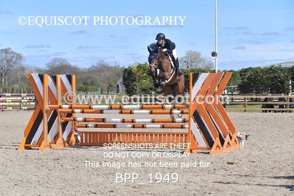 BPP_1949 - CLASS 20 SUN RHS Foxhunter Championship Qualifier