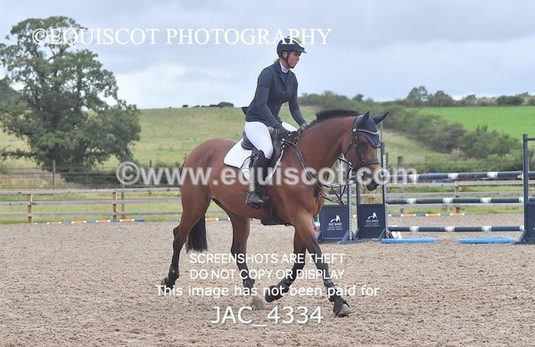 JAC_4334 - CLASS 7 Senior Foxhunter/ 1.20m Open