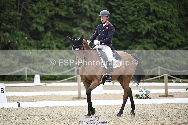 000101-220409-04525 - 403-CRAZY_DU_LOIR-Oliver_Townend