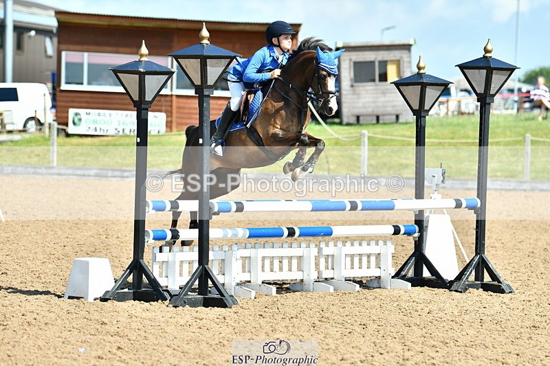 230624A-103107-00311 - Cls 37 Springboard 128 + 138cm