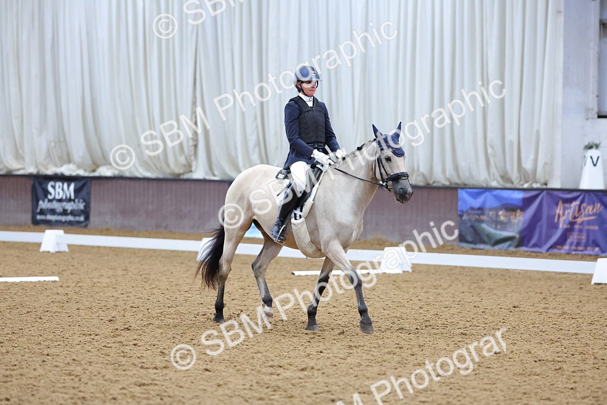 SBM_000295 - Class 2 - Intro 3 Championship - 8.51-9.47