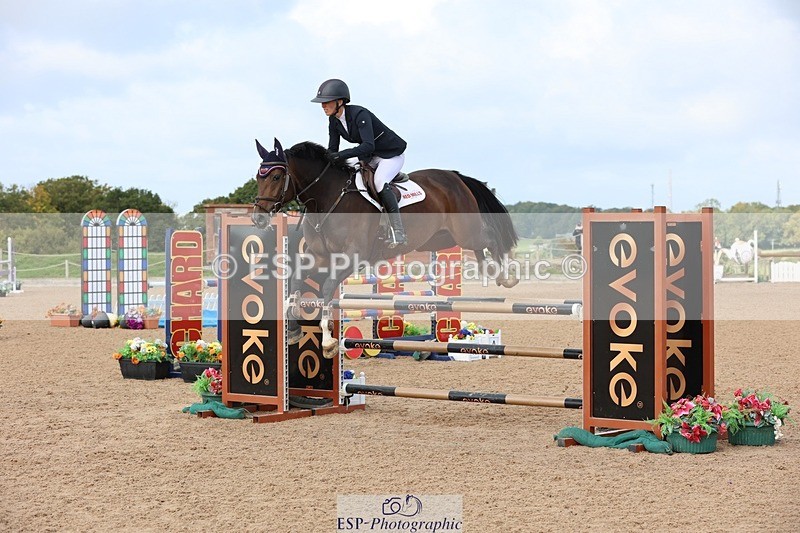 250911-103757-00668 - Cls 2 Snr Newcomers