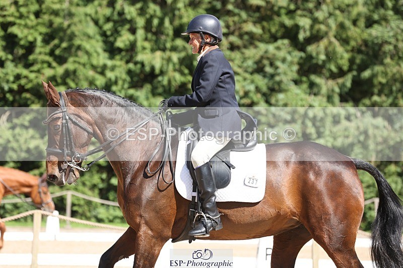 240719-155510-02985 - 237-Sue_Lanz-Wellshead_Foxtrot