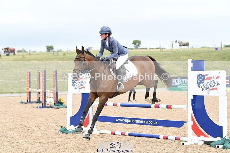 250807-132130-01121 - 80cm Round 2