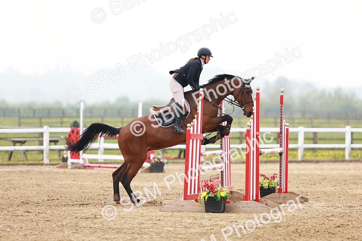  - Class 18 - Senior Newcomers - 1.10m