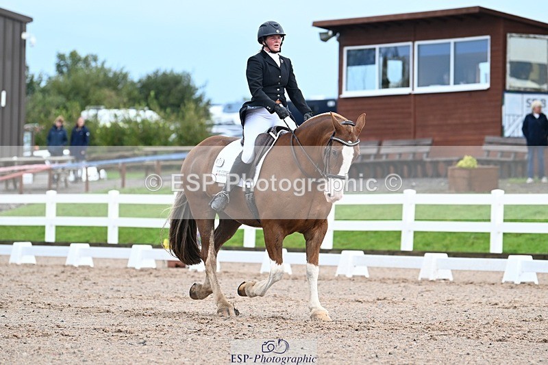 250907-110848-07127 - 069-Kirsty.ClackworthyStitch