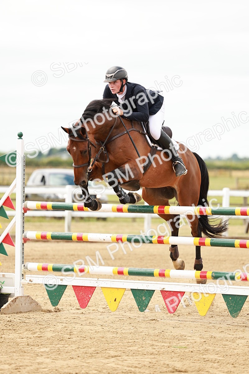 SBM_017338 - Class 21 - Senior Newcomers Championship 2d Rd