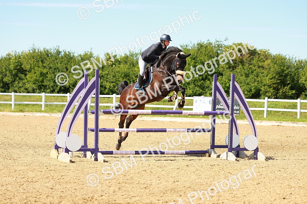 SBM_002744 - Class 4 - Senior Newcomers - 1.10m
