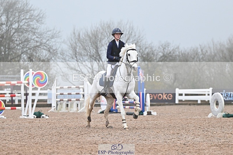 251115-131708-00918 - Cls 14+15 Junior 1.20m and 148cm