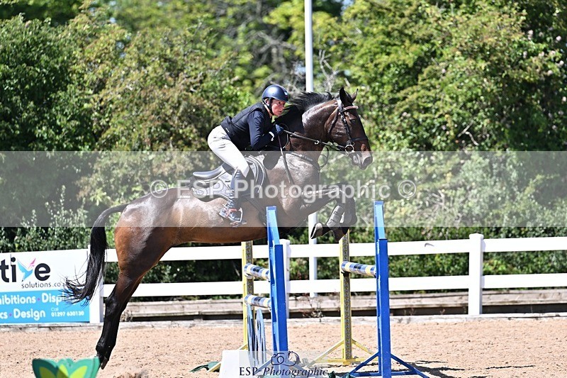 250712-120814-00502 - Cls 10 1.05m Amateur Qualifier