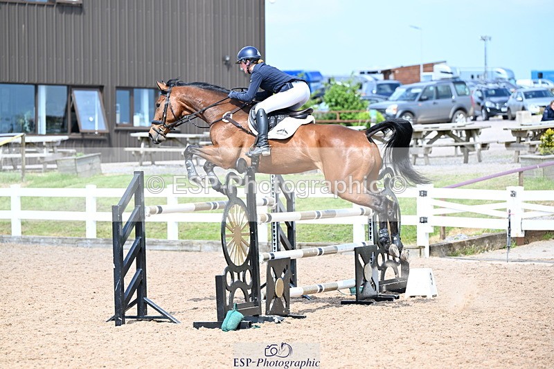 240605A-153538-00912 - Cls 5 Foxhunter and 1.20m Open