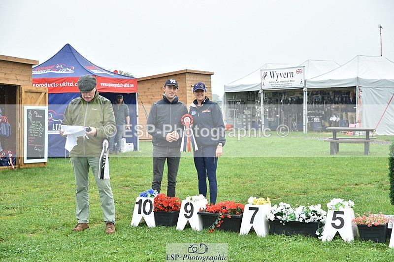 240901A-203500-11204 - 100 Presentation