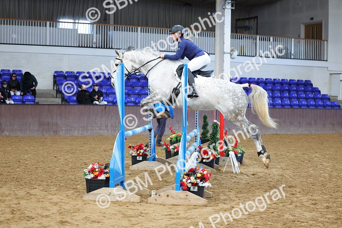 SBM_005535 - Class 22 - Bliss of London Novice Winter Championship Qualifier 90cm