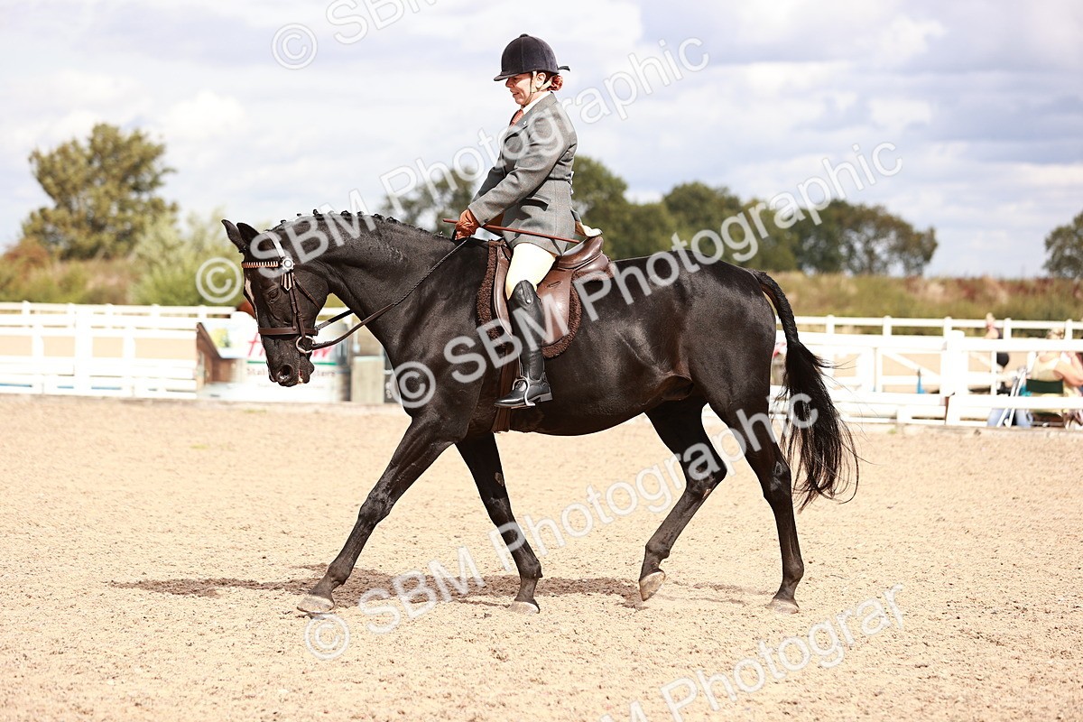 SBM_14320 - Class 408 - Grassroots Ridden -Walk & Trot