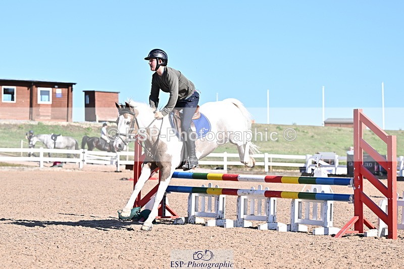 250708A-173834-00295 - 80cm Classes