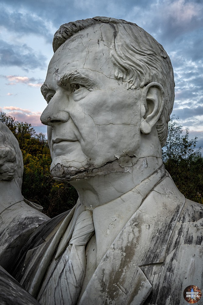 President Heads (Croaker, VA) | George H. W. Bush - The President Heads