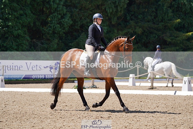 240719-114918-01306 - 279-Philippa_James-Lily_ley