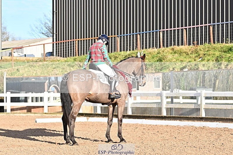 241214-124528-01701 - 106-Tyler.Bradshaw-Mexx