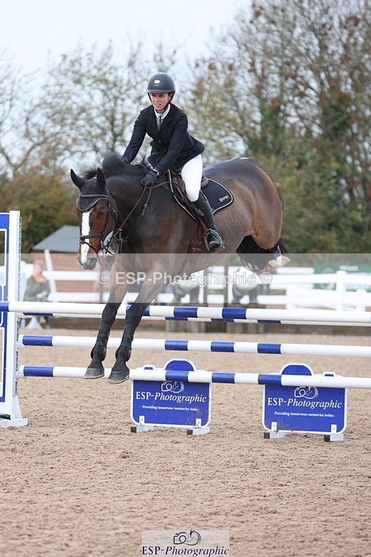 231112A-123606-04079 - Cls 19 Snr 1.05m Open