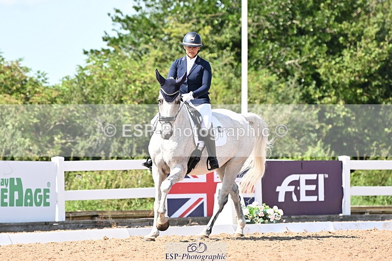 240816A-145429-05523 - 293-Layla.Ambersley-Broadbent-Galwaybay.Buddy