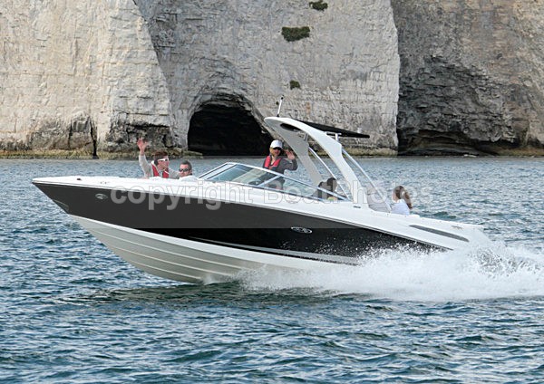 110829 SHARKY IMG_4051 - Motorboats - Open
